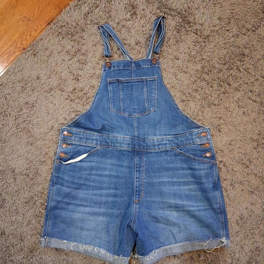 Ava & Viv Plus Size 14W Denim Shortalls   Medium Wash Relaxed Fit Overalls